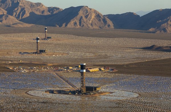 傳統的太陽能發電廠