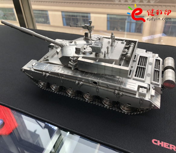 軍事模型-CNC加工坦克模型1